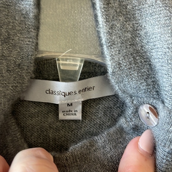 Classiques Gray 100% Cashmere Sweater Size Medium - Picture 4 of 5